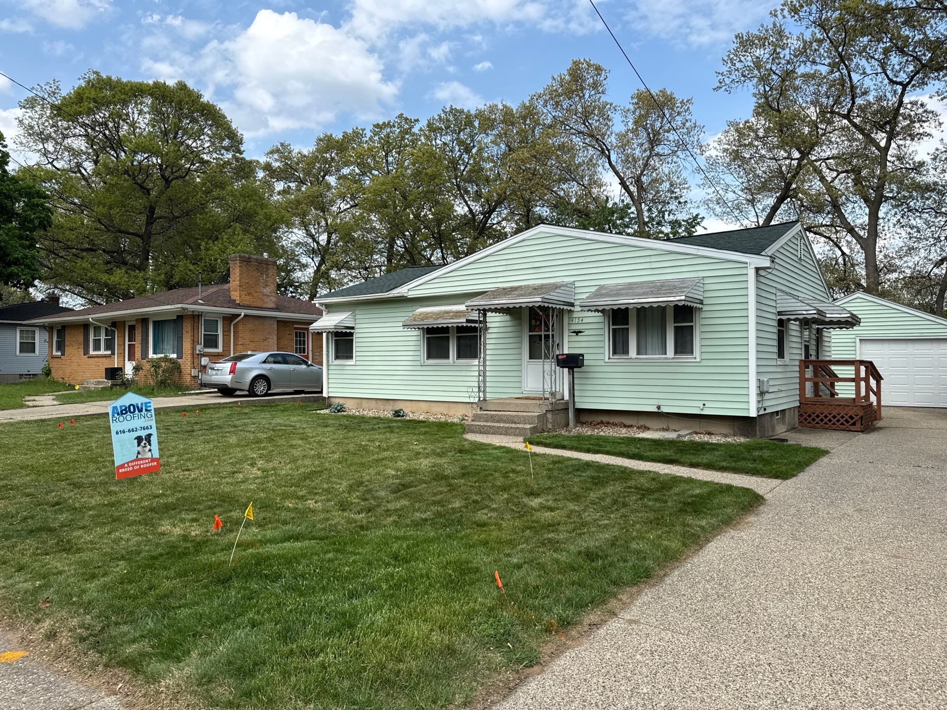 Wyoming, MI ranch home with a newly installed architectural shingle roof on Milan Ave